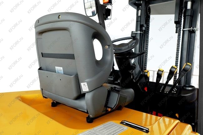 Эл. погрузчик Yale 1,8т 48/460 В/Ач 3 опоры