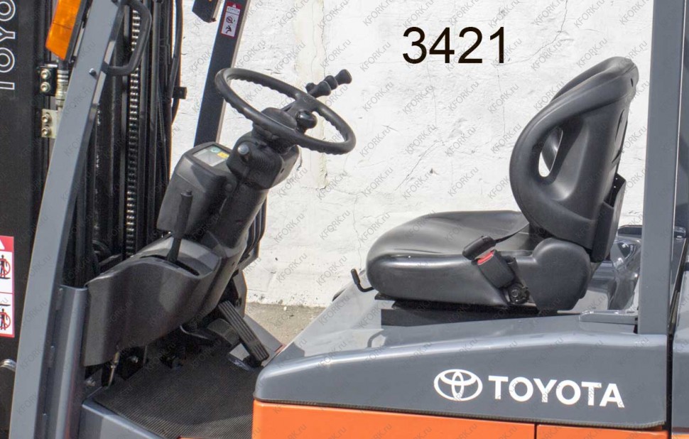 Электрический погрузчик Toyota 3421 Б/У
