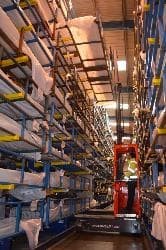Многоходовый электропогрузчик Combilift C3000STE