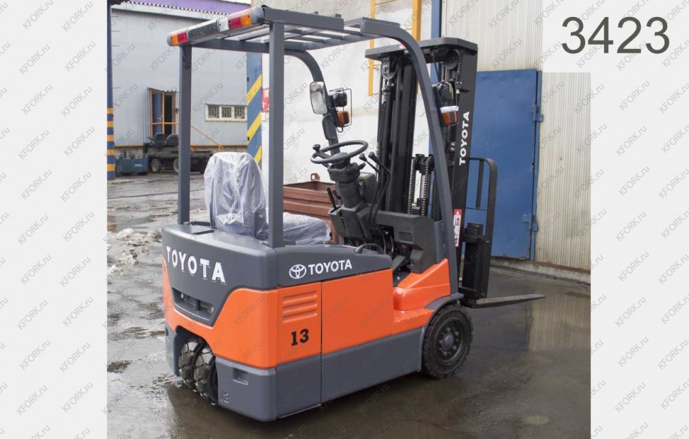 Электрический погрузчик Toyota 3423 Б/У