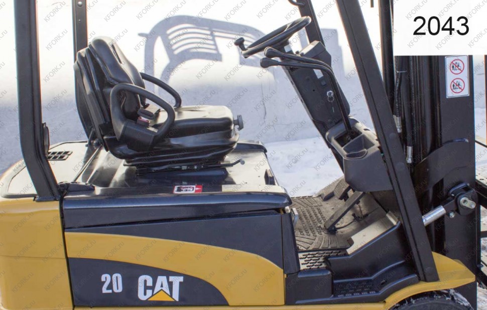 Электрический погрузчик Caterpillar 2043 Б/У
