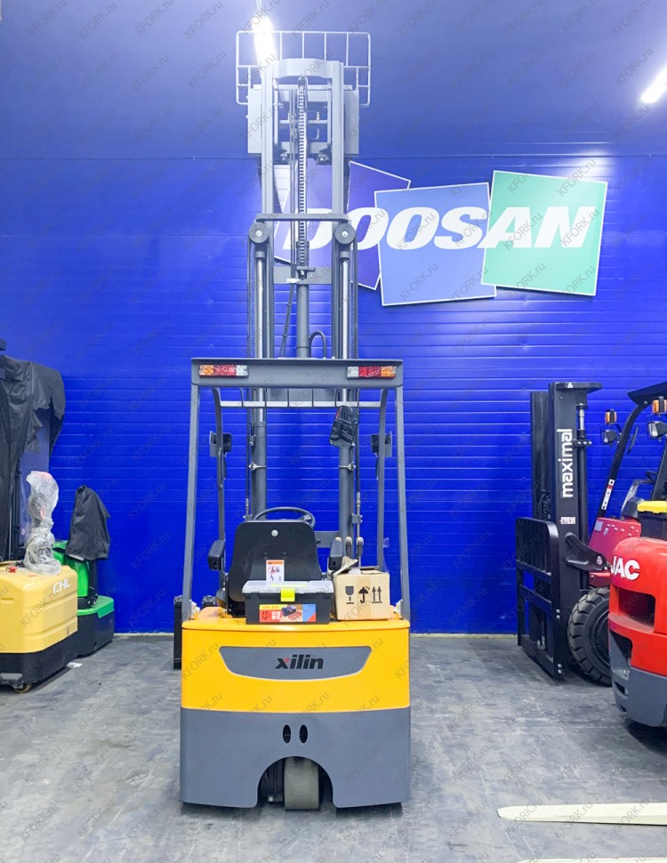 Погрузчик электро Xilin 1,5 т 24/320 В/Ач 3 опоры