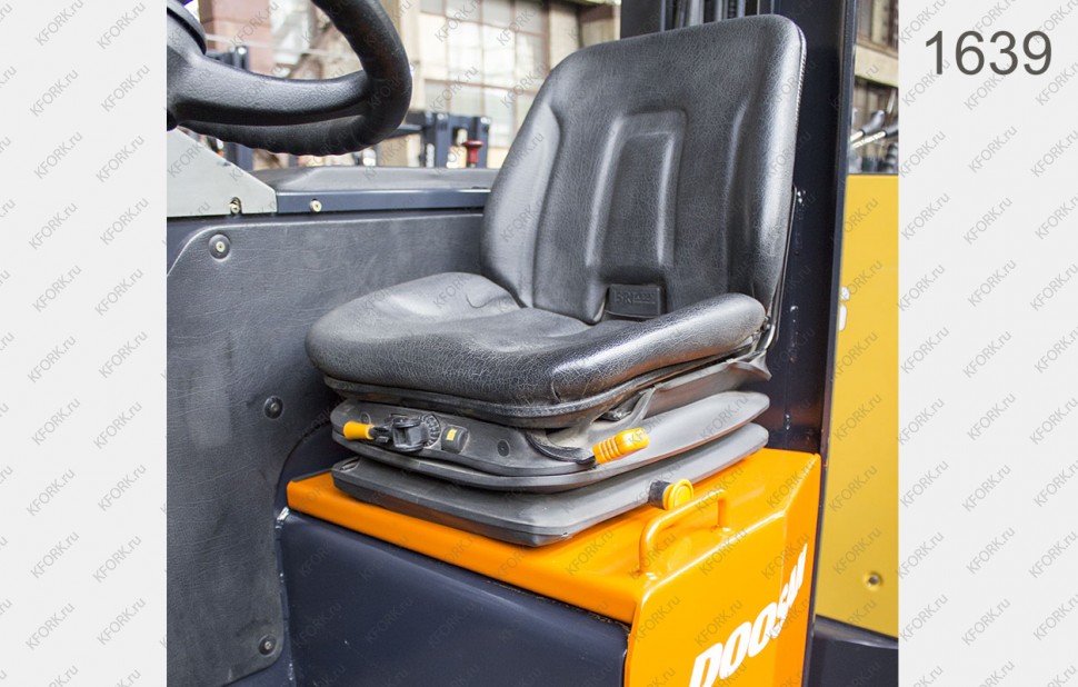 Электрический Ричтрак Doosan 1639 Б/У