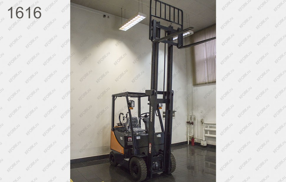 Газ-Бензиновый автопогрузчик Doosan 1616 Б/У