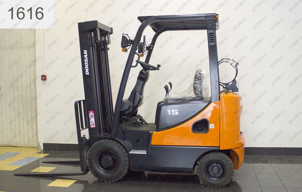 Газ-Бензиновый автопогрузчик Doosan 1616 Б/У