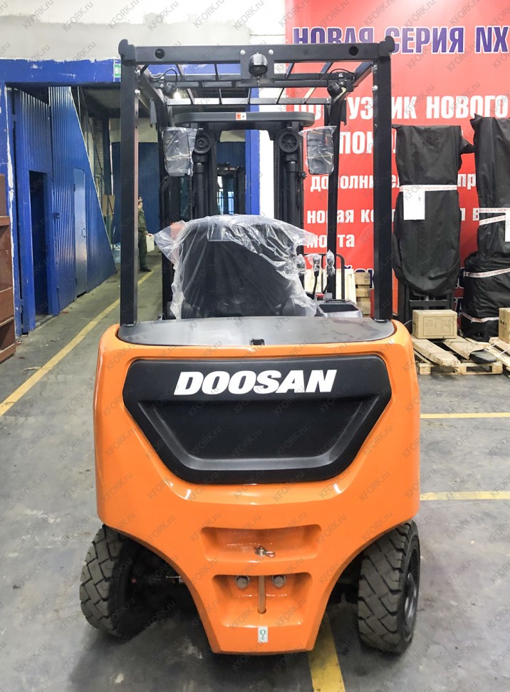Эл. погрузчик Doosan B30NS