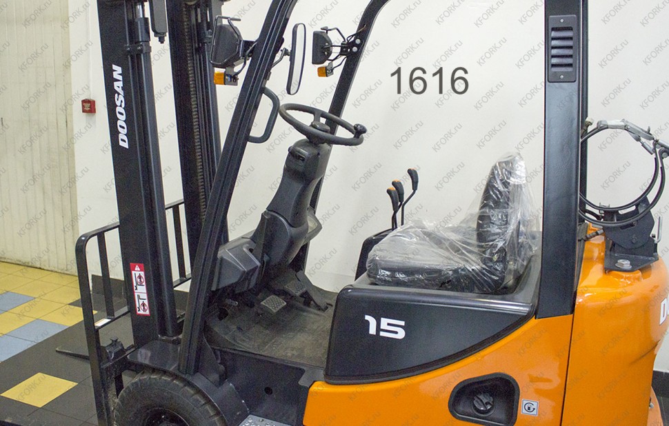 Газ-Бензиновый автопогрузчик Doosan 1616 Б/У