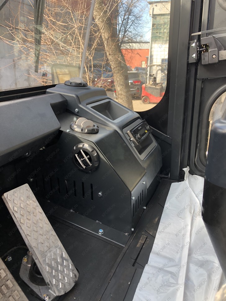 Вилочный дизельный автопогрузчик Doosan D120S-7