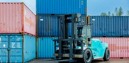 Konecranes представляет флагманский электропогрузчик