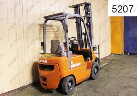 Газ-Бензиновый автопогрузчик Nissan 5207 Б/У