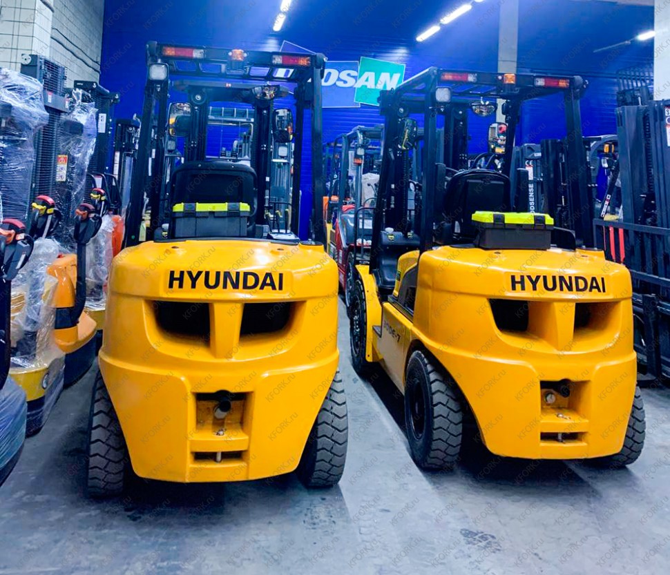 Вилочный погрузчик Hyundai 30DE-7 3 тонны, дизель